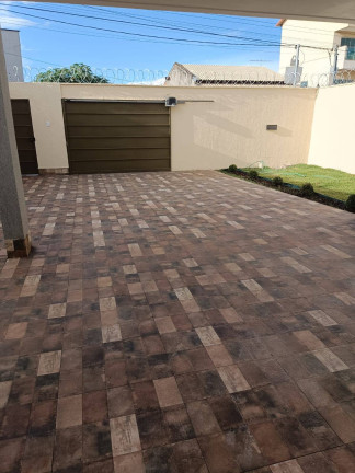 Imagem Casa com 3 Quartos à Venda, 313 m² em Jardim Buriti Sereno - Aparecida De Goiânia Imagem Casa com 3 Quartos à Venda, 313 m² em Jardim Buriti Sereno - Aparecida De Goiânia