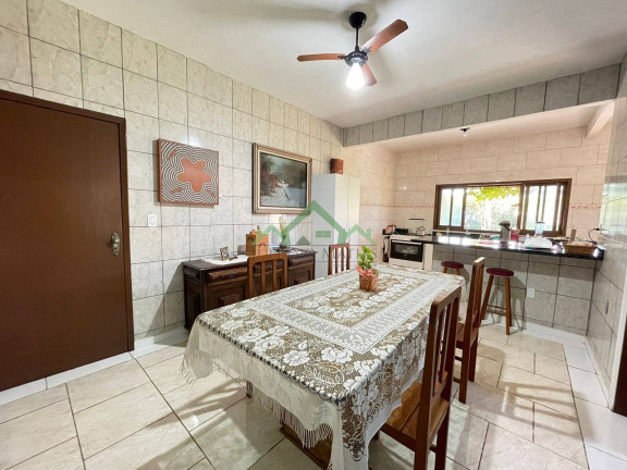 Imagem Casa com 4 Quartos à Venda, 300 m² em Costeira - Balneário Barra Do Sul Imagem Casa com 4 Quartos à Venda, 300 m² em Costeira - Balneário Barra Do Sul