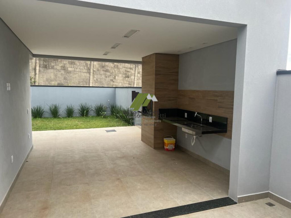 Imagem Casa com 3 Quartos à Venda, 170 m²