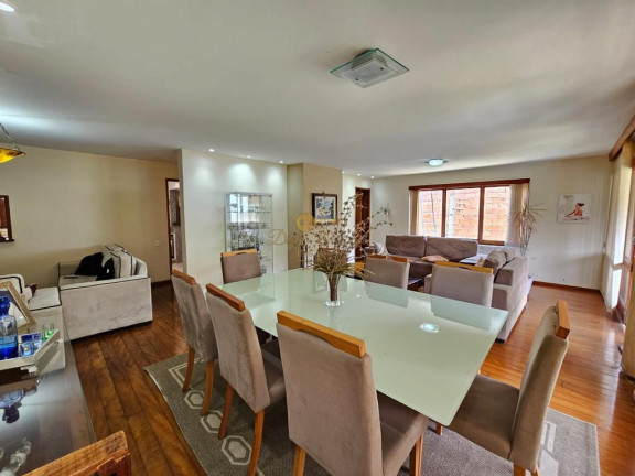 Imagem Casa com 4 Quartos à Venda, 1.380 m² em Comary - Teresópolis Imagem Casa com 4 Quartos à Venda, 1.380 m² em Comary - Teresópolis