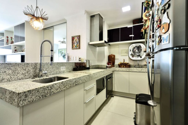 Imagem Imóvel com 1 Quarto à Venda, 45 m² em Cristal - Porto Alegre Imagem Imóvel com 1 Quarto à Venda, 45 m² em Cristal - Porto Alegre