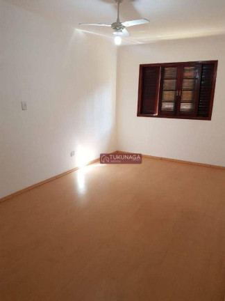 Imagem Sobrado com 3 Quartos à Venda, 263 m² em Vila Galvão - Guarulhos Imagem Sobrado com 3 Quartos à Venda, 263 m² em Vila Galvão - Guarulhos