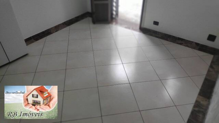 Imagem Casa com 4 Quartos à Venda, 210 m² em Vila Linda!!! - Santo André Imagem Casa com 4 Quartos à Venda, 210 m² em Vila Linda!!! - Santo André