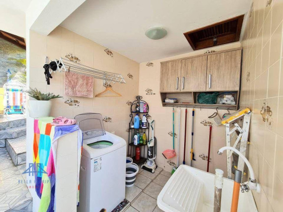 Imagem Casa com 4 Quartos à Venda, 220 m² em Itaguaçu - Florianópolis Imagem Casa com 4 Quartos à Venda, 220 m² em Itaguaçu - Florianópolis