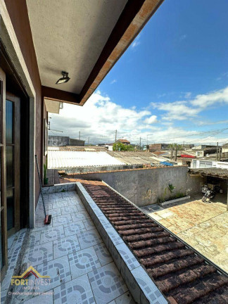 Imagem Imóvel com 4 Quartos à Venda, 157 m² em Quietude - Praia Grande Imagem Imóvel com 4 Quartos à Venda, 157 m² em Quietude - Praia Grande