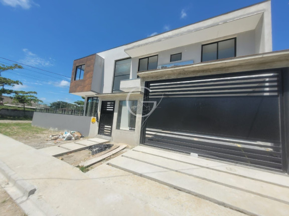 Imagem Sobrado com 3 Quartos à Venda, 194 m² em Leblon - Pontal Do Paraná