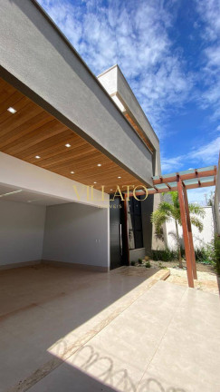 Imagem Casa com 4 Quartos à Venda, 360 m² em Setor Cristina Ii - Trindade Imagem Casa com 4 Quartos à Venda, 360 m² em Setor Cristina Ii - Trindade
