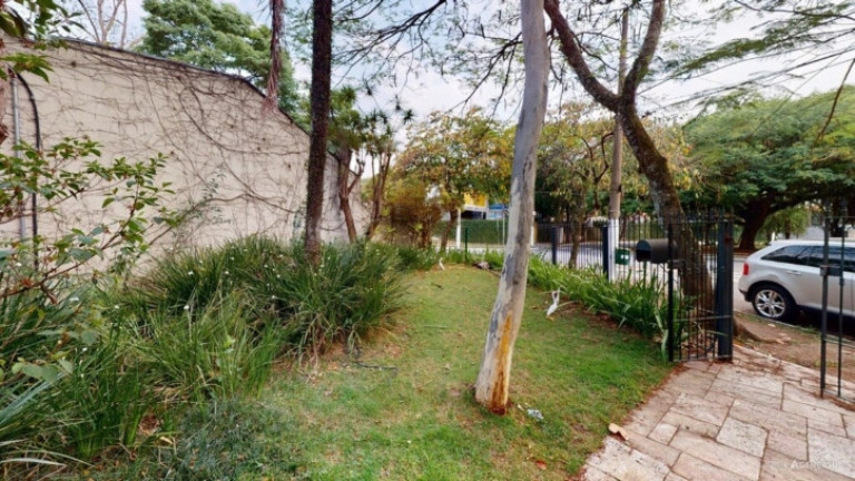 Imagem Casa com 7 Quartos à Venda, em Vila Madalena - São Paulo Imagem Casa com 7 Quartos à Venda, em Vila Madalena - São Paulo