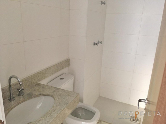 Imagem Apartamento com 3 Quartos à Venda,  em Lagoa - Rio De Janeiro