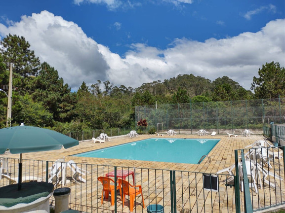 Casa com 2 Quartos à Venda,  em Nova Suíça - Nova Friburgo