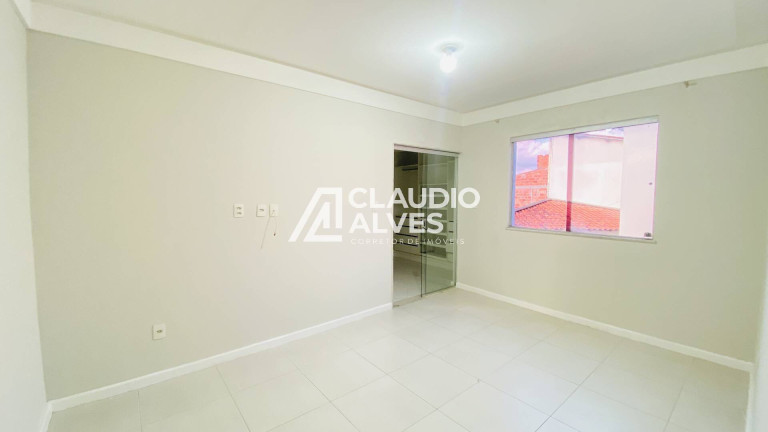 Imagem Casa com 4 Quartos à Venda, 150 m² em Cidade Nova - Feira De Santana Imagem Casa com 4 Quartos à Venda, 150 m² em Cidade Nova - Feira De Santana