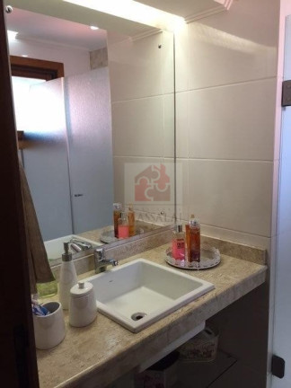 Imagem Casa com 4 Quartos à Venda, 382 m² em Cristal - Porto Alegre Imagem Casa com 4 Quartos à Venda, 382 m² em Cristal - Porto Alegre