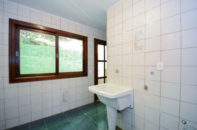 Imagem Imóvel com 5 Quartos à Venda, em Jardim Santa Paula - Cotia Imagem Imóvel com 5 Quartos à Venda, em Jardim Santa Paula - Cotia
