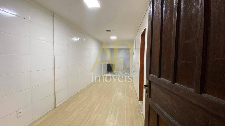 Imagem Casa com 8 Quartos à Venda, 250 m² em Serraria - São José Imagem Casa com 8 Quartos à Venda, 250 m² em Serraria - São José