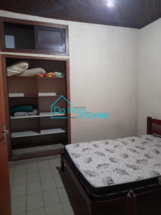 Imagem Casa com 4 Quartos à Venda, 280 m² em Solemar - Praia Grande Imagem Casa com 4 Quartos à Venda, 280 m² em Solemar - Praia Grande