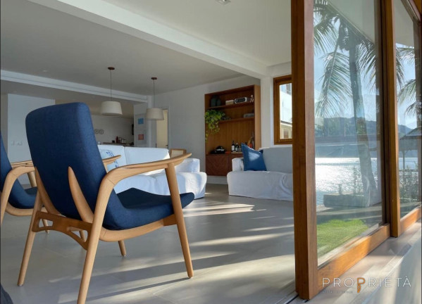 Imagem Casa de Condomínio com 5 Quartos à Venda, 2.500 m² em Centro - Mangaratiba
