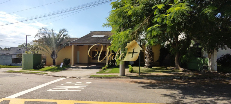 Casa com 3 Quartos à Venda, 290 m² em Condomínio Terras Do Vale - Caçapava