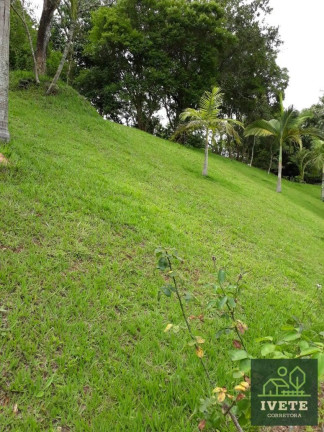 Imagem Casa com 3 Quartos à Venda, 350 m² em Serra Negra Imagem Casa com 3 Quartos à Venda, 350 m² em Serra Negra