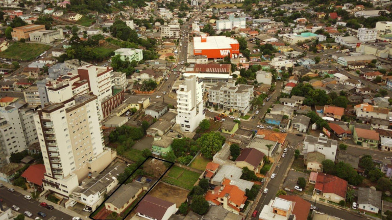 Imagem Casa com 4 Quartos à Venda, 150 m² em Centro - Concórdia Imagem Casa com 4 Quartos à Venda, 150 m² em Centro - Concórdia