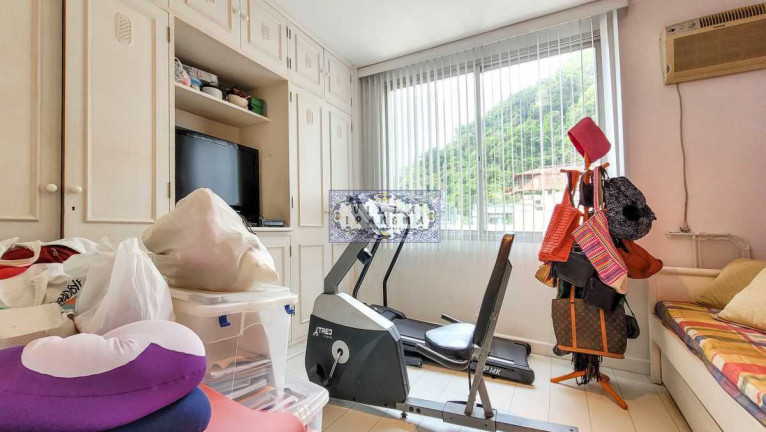 Imagem Apartamento com 4 Quartos à Venda, 235 m² em Lagoa - Rio De Janeiro Imagem Apartamento com 4 Quartos à Venda, 235 m² em Lagoa - Rio De Janeiro