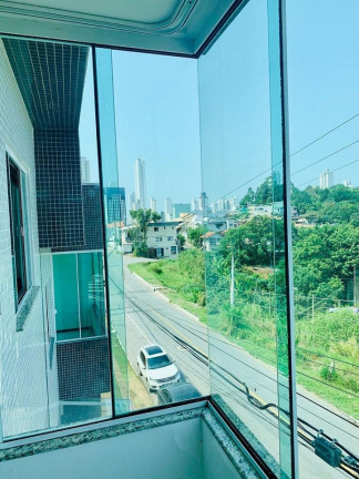 Imagem Sobrado com 3 Quartos à Venda, 185 m² em Ariribá - Balneário Camboriú Imagem Sobrado com 3 Quartos à Venda, 185 m² em Ariribá - Balneário Camboriú