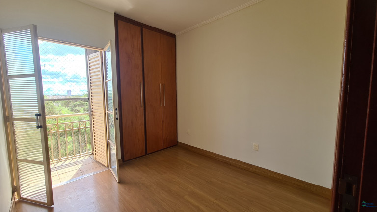 Imagem Imóvel com 3 Quartos à Venda, 86 m² em Jardim Noêmia - Franca Imagem Imóvel com 3 Quartos à Venda, 86 m² em Jardim Noêmia - Franca