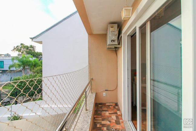Imagem Casa com 3 Quartos à Venda, 120 m² em Guarujá - Porto Alegre Imagem Casa com 3 Quartos à Venda, 120 m² em Guarujá - Porto Alegre