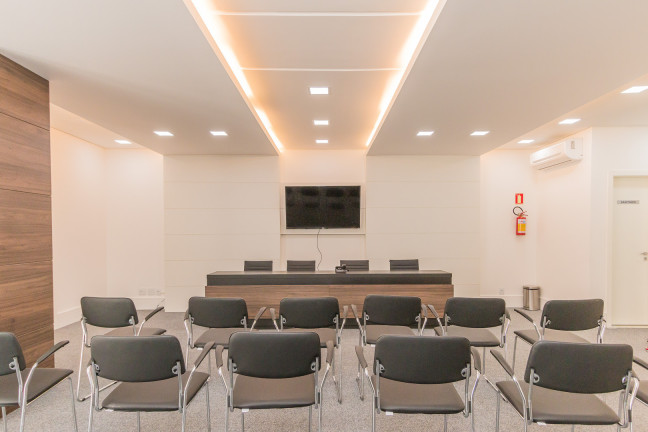 Imagem Sala Comercial à Venda, 285 m² em Moinhos De Vento - Porto Alegre Imagem Sala Comercial à Venda, 285 m² em Moinhos De Vento - Porto Alegre