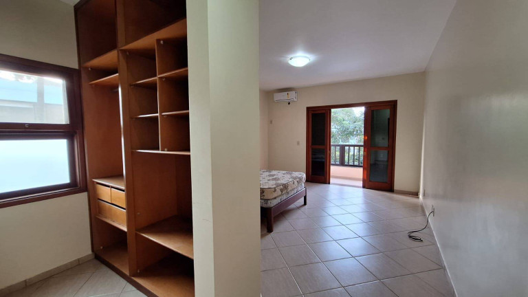 Imagem Casa com 4 Quartos à Venda, 329 m² em Riviera De São Lourenço - Bertioga Imagem Casa com 4 Quartos à Venda, 329 m² em Riviera De São Lourenço - Bertioga