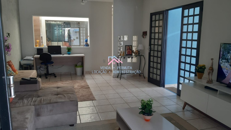 Imagem Casa com 3 Quartos à Venda, 284 m² em Jardim Santa Gertrudes - Jundiaí Imagem Casa com 3 Quartos à Venda, 284 m² em Jardim Santa Gertrudes - Jundiaí
