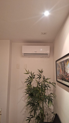 Imagem Sala Comercial à Venda, 40 m² em Centro - Niterói Imagem Sala Comercial à Venda, 40 m² em Centro - Niterói