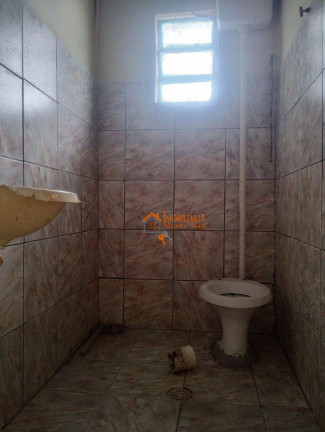 Imagem Sobrado com 6 Quartos à Venda, 300 m² em Jardim Almeida Prado - Guarulhos Imagem Sobrado com 6 Quartos à Venda, 300 m² em Jardim Almeida Prado - Guarulhos