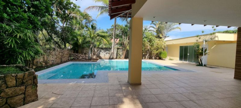 Imagem Casa com 5 Quartos para Alugar, 1.095 m² em Barra Da Tijuca - Rio De Janeiro