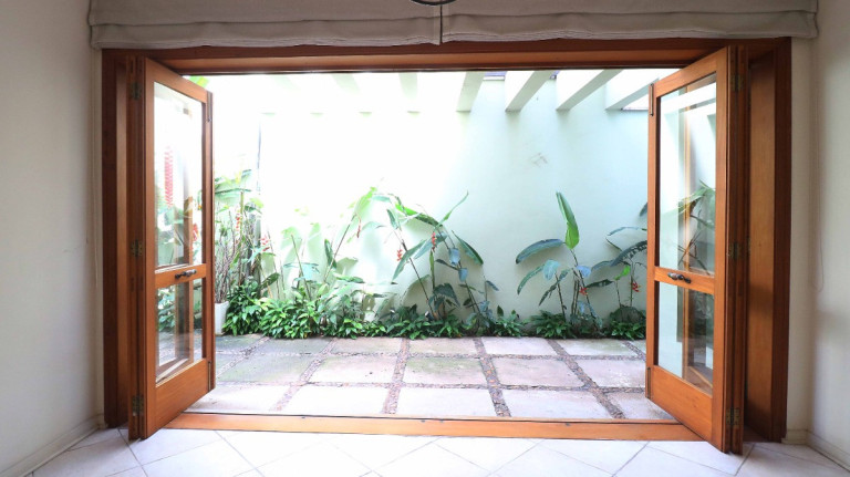 Imagem Casa de Vila com 3 Quartos à Venda, 216 m² em Jardim Paulista - São Paulo Imagem Casa de Vila com 3 Quartos à Venda, 216 m² em Jardim Paulista - São Paulo