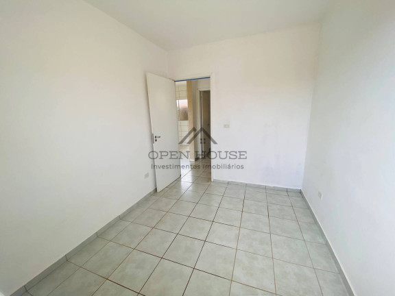 Imagem Casa com 2 Quartos à Venda, 52 m² em Botucatu