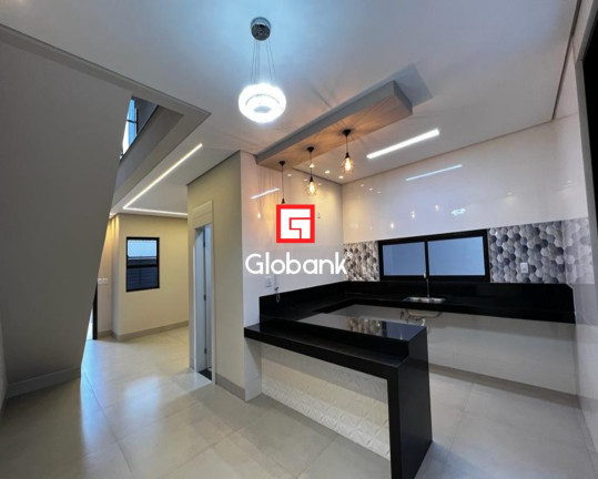 Imagem Casa com 3 Quartos à Venda, 220 m² em Ibituruna - Montes Claros Imagem Casa com 3 Quartos à Venda, 220 m² em Ibituruna - Montes Claros