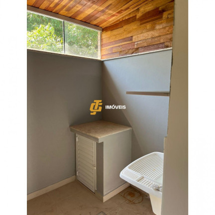 Imagem Sobrado com 2 Quartos à Venda, 64 m² em Areias - Camboriú Imagem Sobrado com 2 Quartos à Venda, 64 m² em Areias - Camboriú