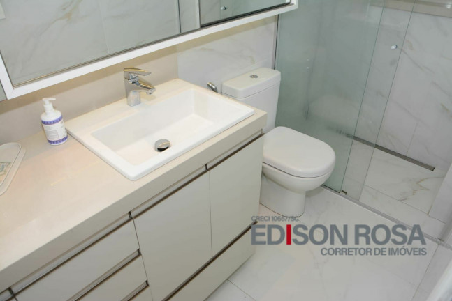 Imagem Apartamento com 2 Quartos à Venda, 68 m² em Coqueiros - Florianópolis Imagem Apartamento com 2 Quartos à Venda, 68 m² em Coqueiros - Florianópolis