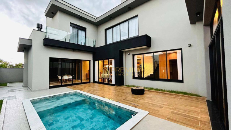 Sobrado com 3 Quartos à Venda, 322 m² em Urbanova - São José Dos Campos