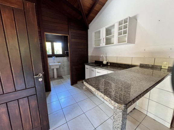 Imagem Casa com 3 Quartos à Venda, 105 m² em São João Do Rio Vermelho - Florianópolis Imagem Casa com 3 Quartos à Venda, 105 m² em São João Do Rio Vermelho - Florianópolis