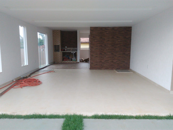 Imagem Casa com 3 Quartos à Venda, 190 m² em Caxito - Maricá