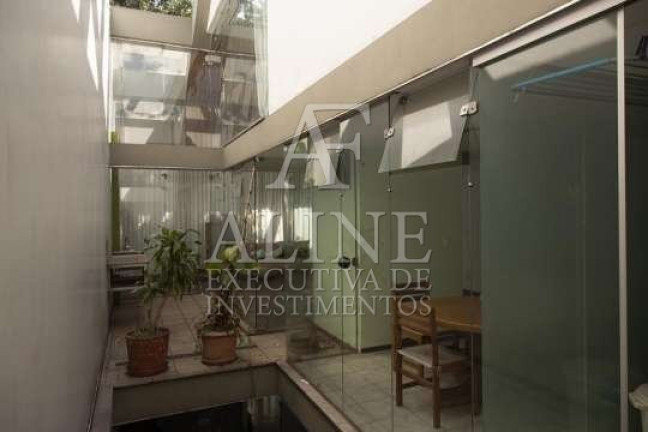 Imagem Sobrado com 4 Quartos à Venda, 200 m² em Indianópolis - São Paulo