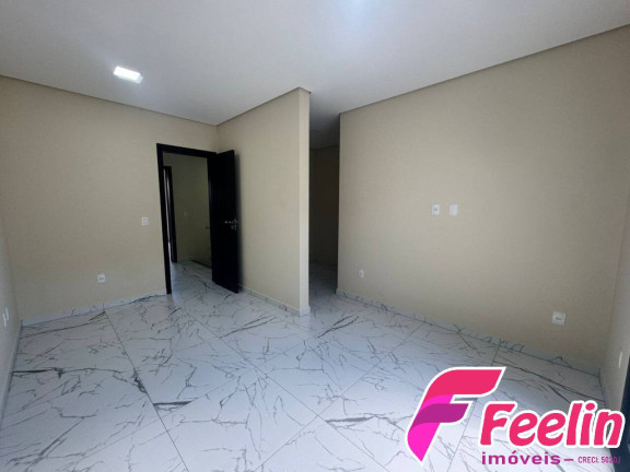 Imagem Casa com 2 Quartos à Venda, 117 m² em Campeche - Florianópolis Imagem Casa com 2 Quartos à Venda, 117 m² em Campeche - Florianópolis