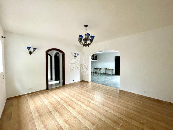Imagem Imóvel com 6 Quartos para Alugar, 431 m² em Pitangueiras - Guarujá Imagem Imóvel com 6 Quartos para Alugar, 431 m² em Pitangueiras - Guarujá
