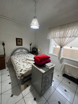 Imagem Casa com 5 Quartos à Venda, 180 m² em Centro - Guaratuba Imagem Casa com 5 Quartos à Venda, 180 m² em Centro - Guaratuba