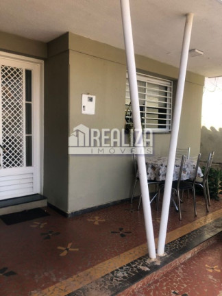 Imagem Casa com 3 Quartos à Venda, 198 m² em Boa Vista - Uberaba Imagem Casa com 3 Quartos à Venda, 198 m² em Boa Vista - Uberaba
