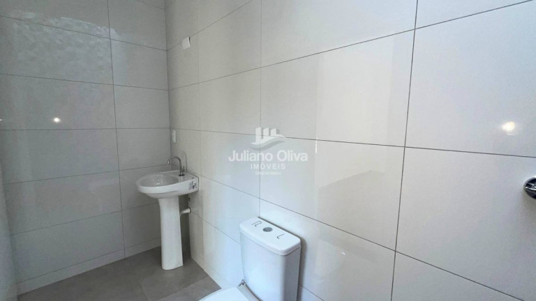 Imagem Casa com 3 Quartos à Venda, 77 m² em Centro - Itapoá Imagem Casa com 3 Quartos à Venda, 77 m² em Centro - Itapoá