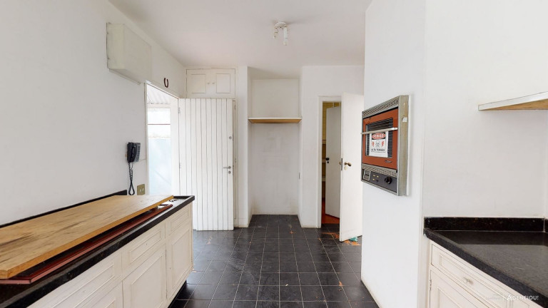 Imagem Casa com 7 Quartos à Venda, 567 m² em Vila Madalena - São Paulo Imagem Casa com 7 Quartos à Venda, 567 m² em Vila Madalena - São Paulo