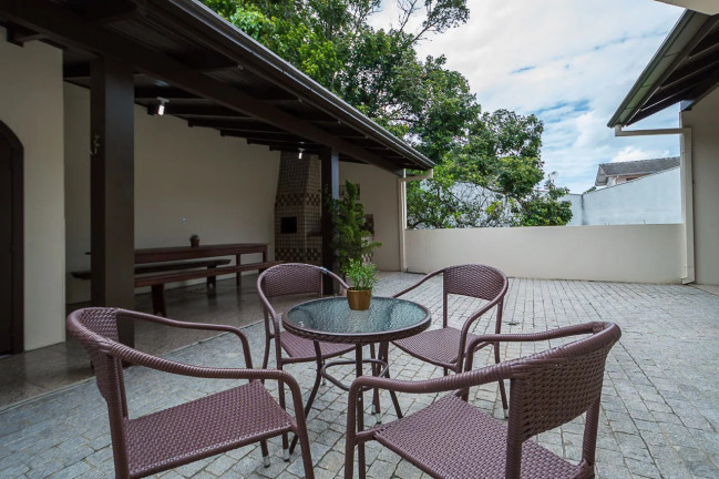 Imagem Casa com 3 Quartos à Venda, 160 m² em Morrinhos - Bombinhas Imagem Casa com 3 Quartos à Venda, 160 m² em Morrinhos - Bombinhas