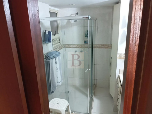 Imagem Imóvel com 4 Quartos à Venda, 243 m² em Icaraí - Niterói